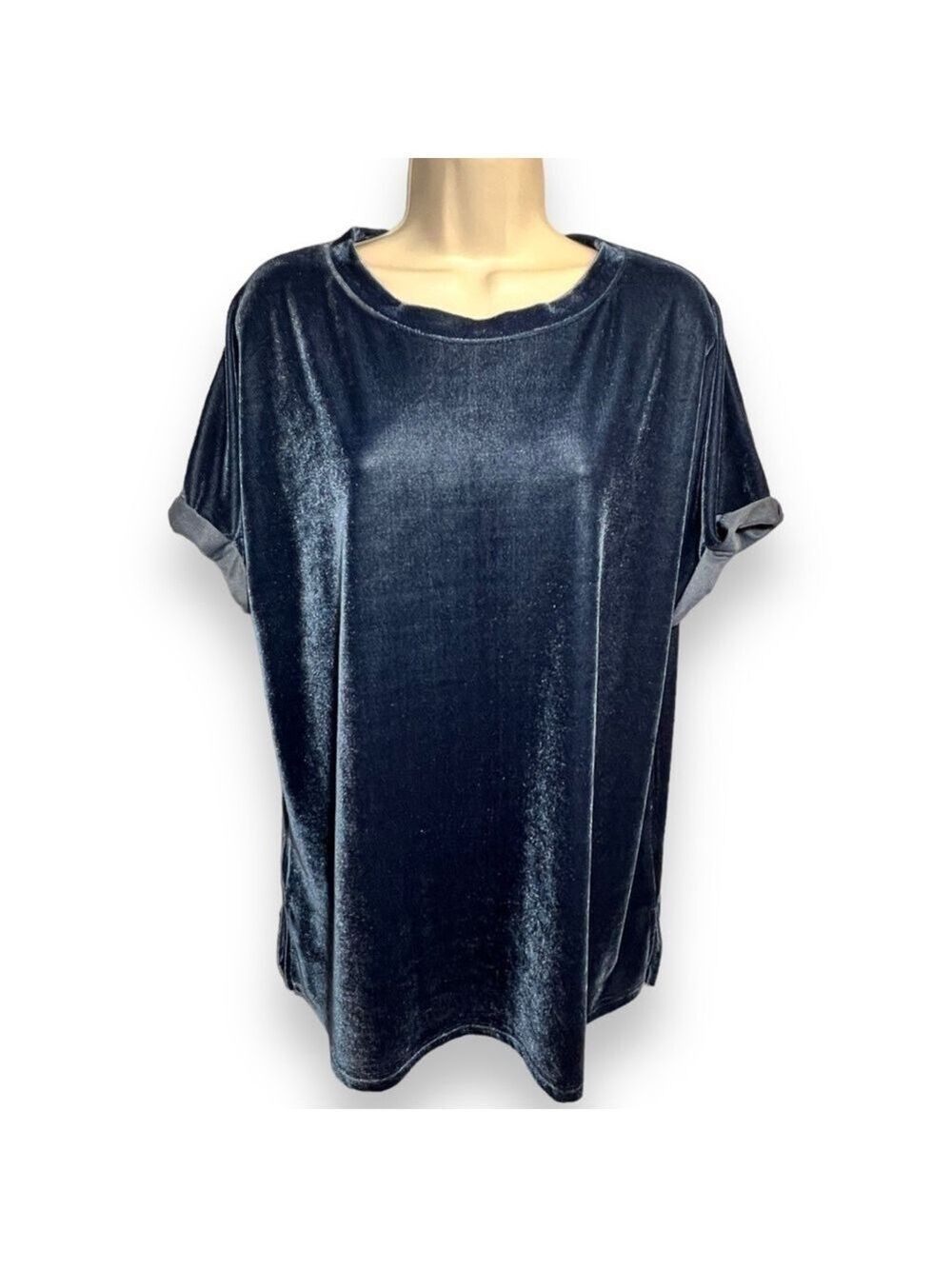 Wishlist Women’s Velvet Sass Tee Indigo Blue Size S/M